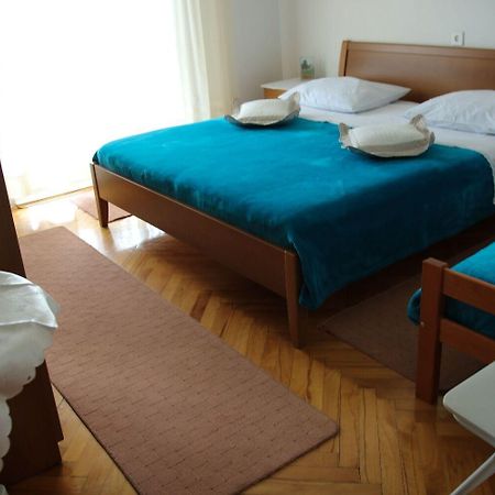 Apartments Zdravko - 150 M From Sandy Beach Duće エクステリア 写真
