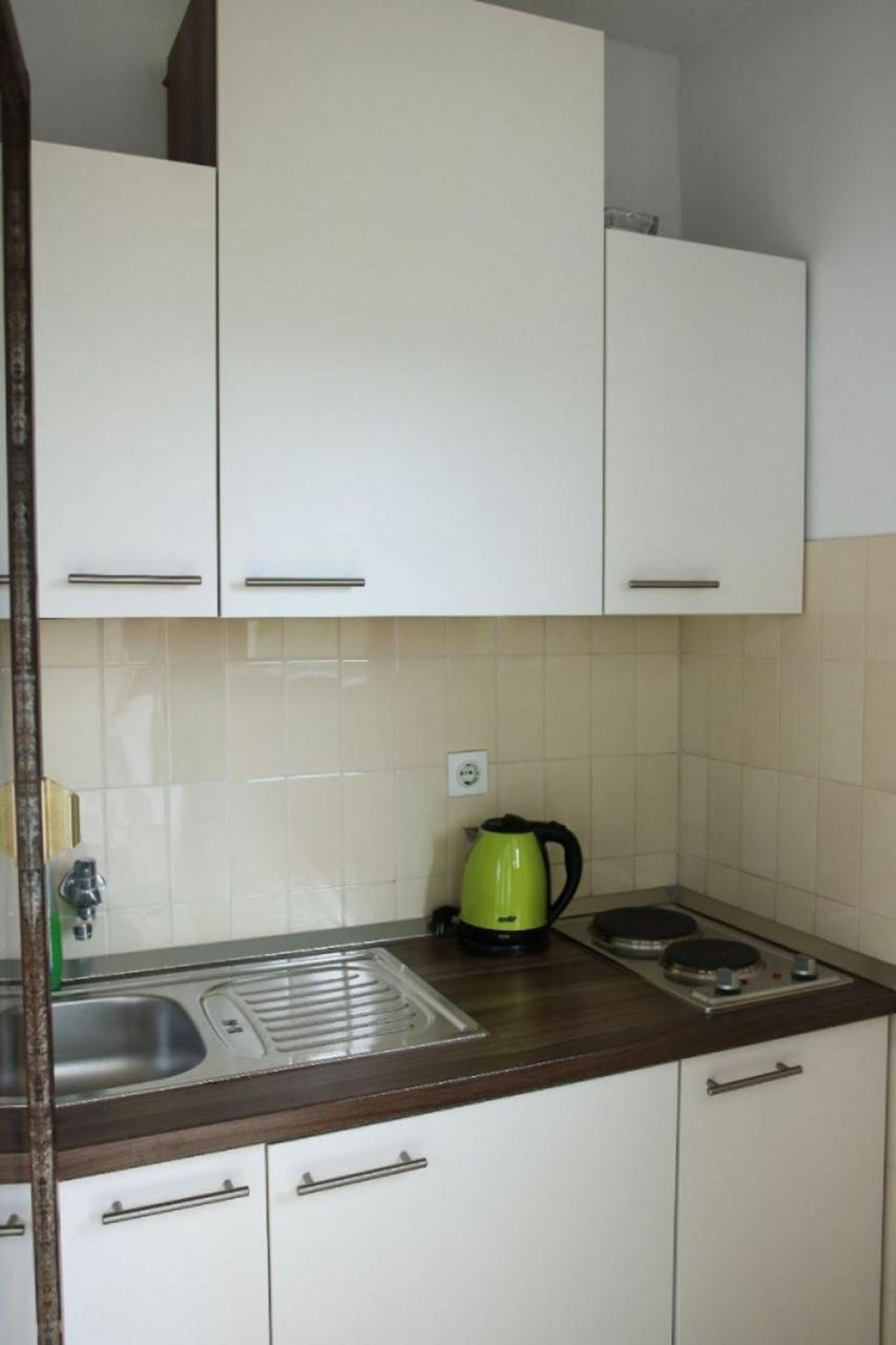Apartments Zdravko - 150 M From Sandy Beach Duće エクステリア 写真