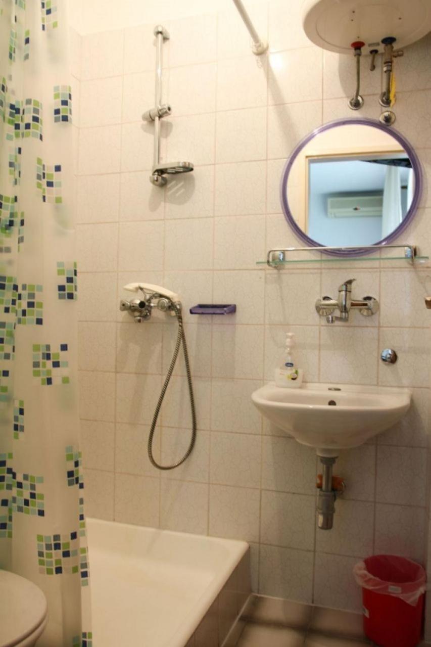 Apartments Zdravko - 150 M From Sandy Beach Duće エクステリア 写真