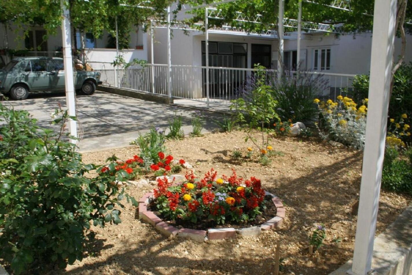 Apartments Zdravko - 150 M From Sandy Beach Duće エクステリア 写真